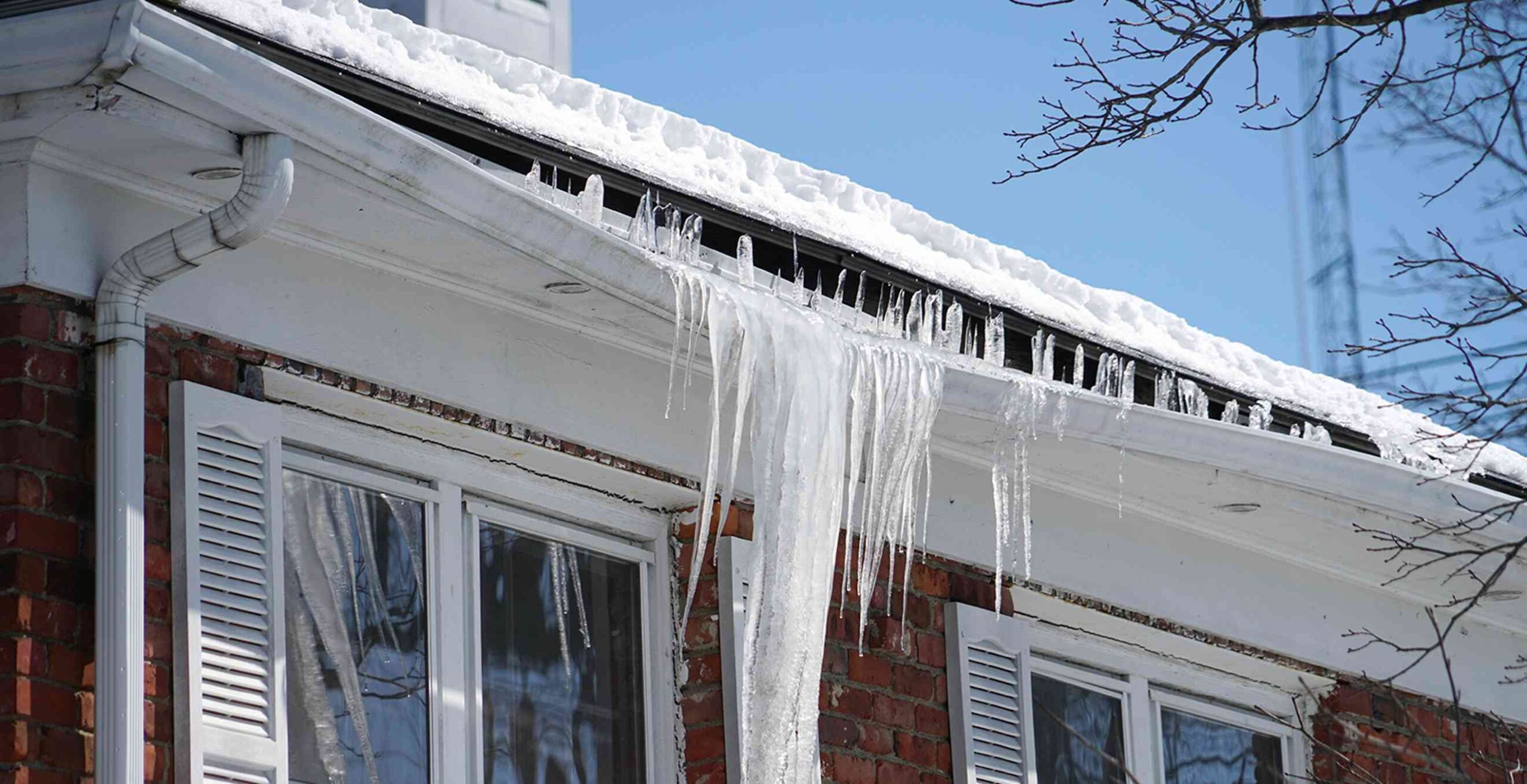 tinman-icicle-on-house-roof